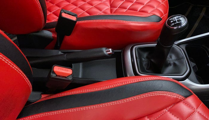 2022 Maruti IGNIS ALPHA 1.2, Petrol, Manual, 12,699 km, Gear Lever