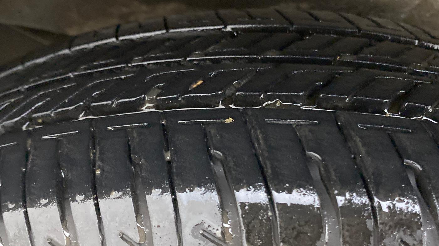 2012 Maruti Wagon R 1.0 VXI, Petrol, Manual, 32,013 km, Left Rear Tyre Tread