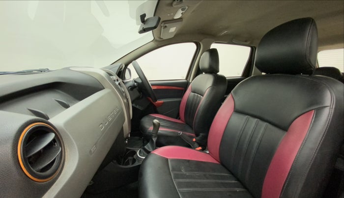 2018 Renault Duster 85 PS RXS MT DIESEL, Diesel, Manual, 1,12,221 km, Right Side Front Door Cabin