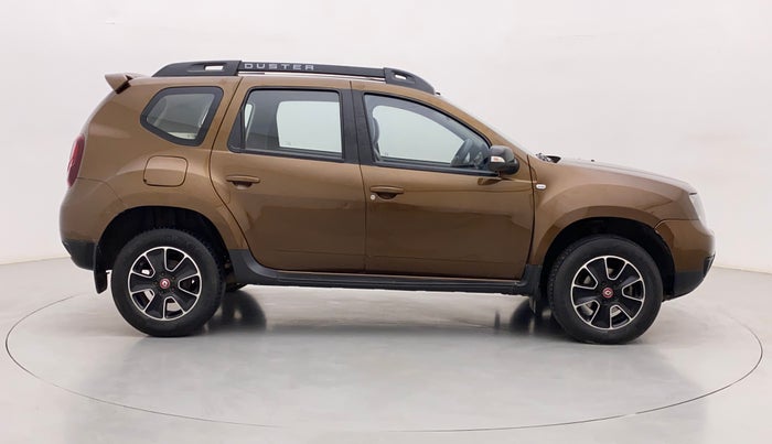 2018 Renault Duster 85 PS RXS MT DIESEL, Diesel, Manual, 1,12,221 km, Right Side View