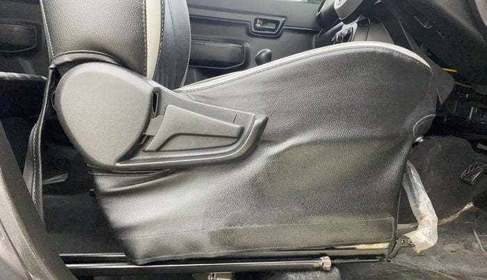 2019 Maruti S PRESSO VXI+, Petrol, Manual, 21,713 km, Driver Side Adjustment Panel