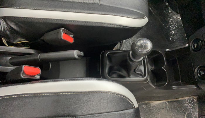 2019 Maruti S PRESSO VXI+, Petrol, Manual, 21,713 km, Gear Lever