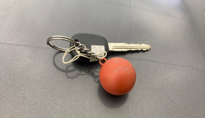 2019 Maruti S PRESSO VXI+, Petrol, Manual, 21,713 km, Key Close Up