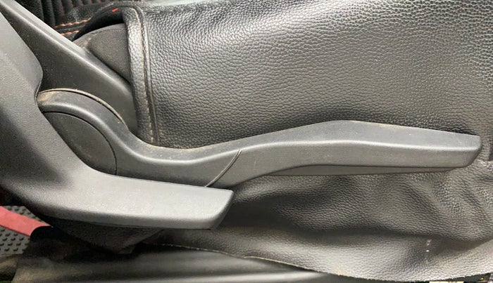 2018 Maruti Swift ZXI, Petrol, Manual, 1,34,900 km, Driver Side Adjustment Panel