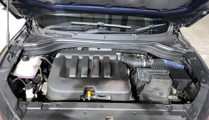 2021 Mahindra XUV700 AX 5 P MT 7 STR, Petrol, Manual, 11,809 km, Engine View
