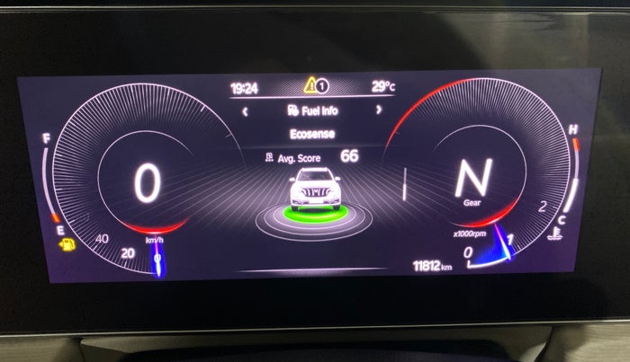 2021 Mahindra XUV700 AX 5 P MT 7 STR, Petrol, Manual, 11,809 km, Odometer Image