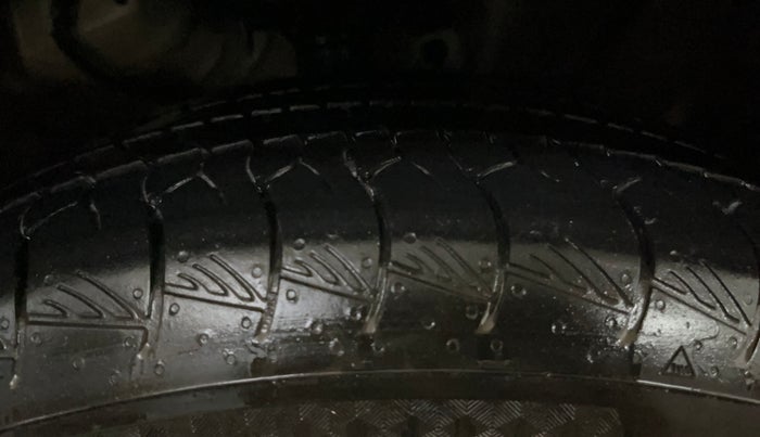 2020 KIA SELTOS HTX IVT 1.5 PETROL, Petrol, Automatic, 76,972 km, Right Front Tyre Tread