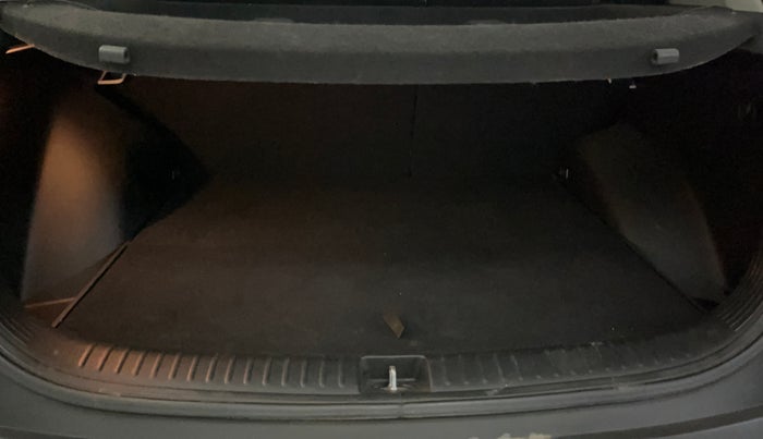 2020 KIA SELTOS HTX IVT 1.5 PETROL, Petrol, Automatic, 76,972 km, Boot Inside