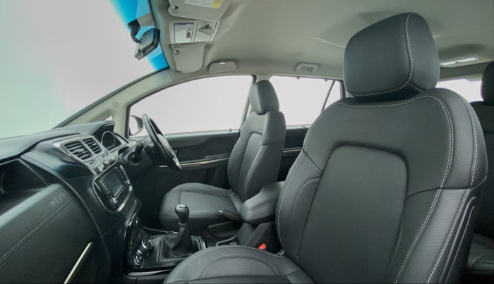 2017 Tata Hexa Varicor 400 XT, Diesel, Manual, 95,951 km, Right Side Front Door Cabin