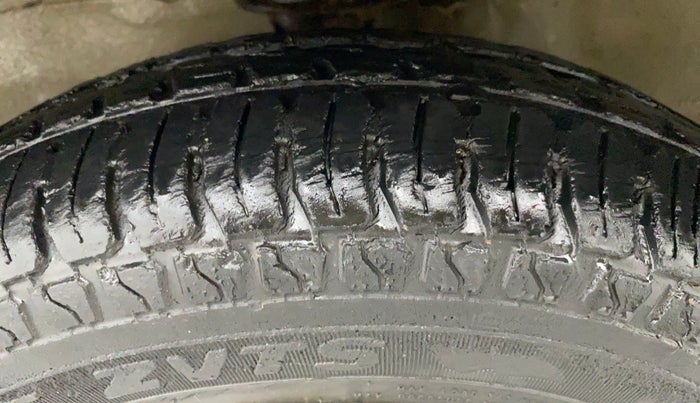2010 Maruti Zen Estilo LXI, Petrol, Manual, 36,169 km, Left Front Tyre Tread