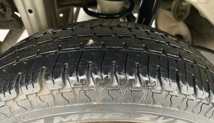 2010 Maruti Zen Estilo LXI, Petrol, Manual, 36,169 km, Right Rear Tyre Tread