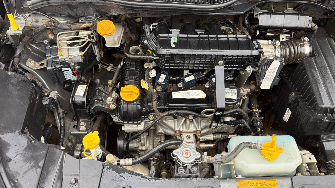 2023 Tata ALTROZ XM PLUS PETROL, Petrol, Manual, 35,022 km, Engine View - Right