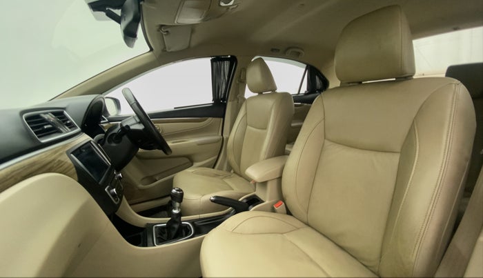 2019 Maruti Ciaz ALPHA DIESEL 1.5, Diesel, Manual, 55,388 km, Right Side Front Door Cabin