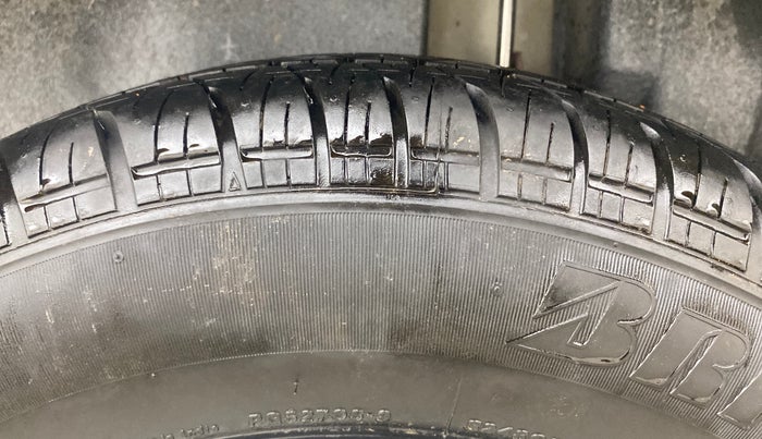 2013 Maruti Swift Dzire VXI, Petrol, Manual, 51,416 km, Left Rear Tyre Tread
