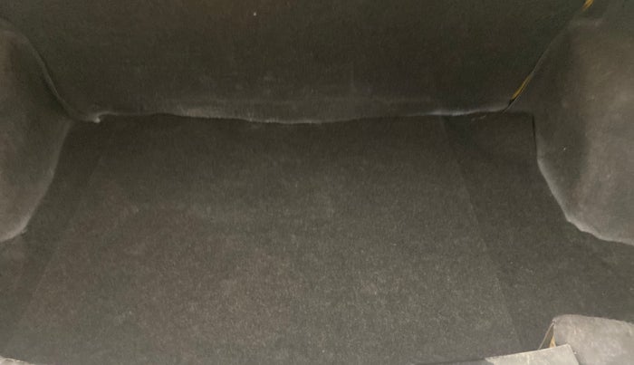 2013 Maruti Swift Dzire VXI, Petrol, Manual, 51,416 km, Boot Inside