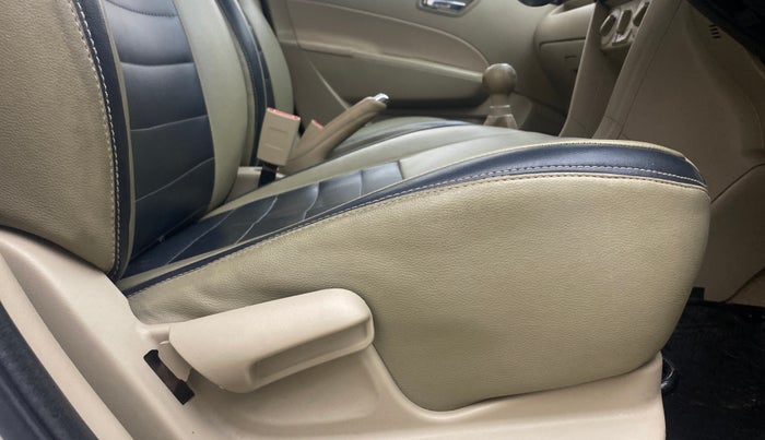 2013 Maruti Swift Dzire VXI, Petrol, Manual, 51,416 km, Driver Side Adjustment Panel