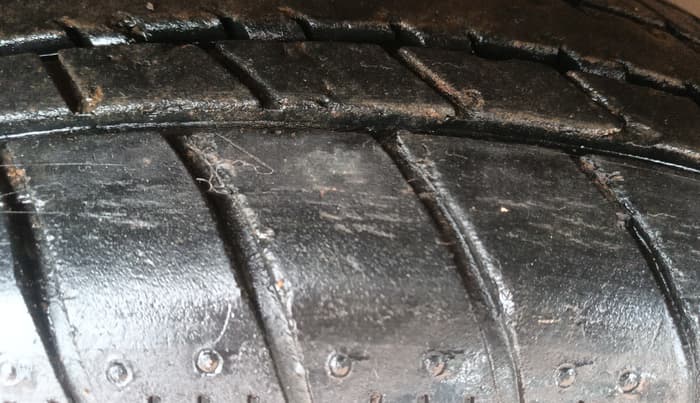 2018 Maruti Celerio VXI AMT (O), Petrol, Automatic, 21,165 km, Right Front Tyre Tread