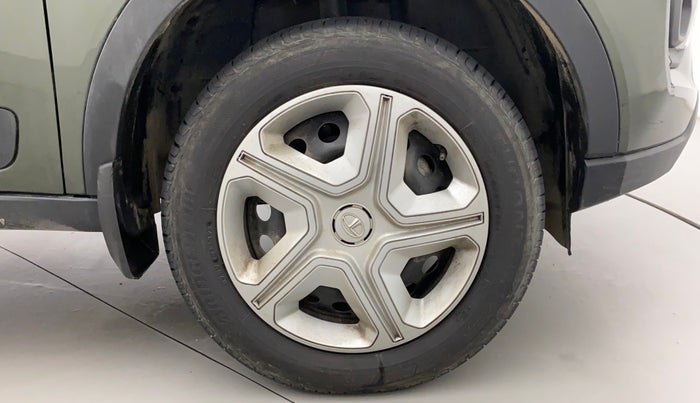 2022 Tata NEXON XM PETROL, Petrol, Manual, 11,662 km, Right Front Wheel