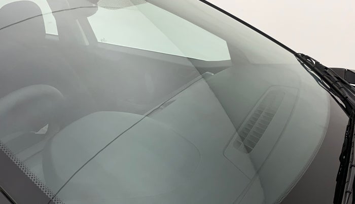 2022 Tata NEXON XM PETROL, Petrol, Manual, 11,662 km, Front windshield - Minor spot on windshield