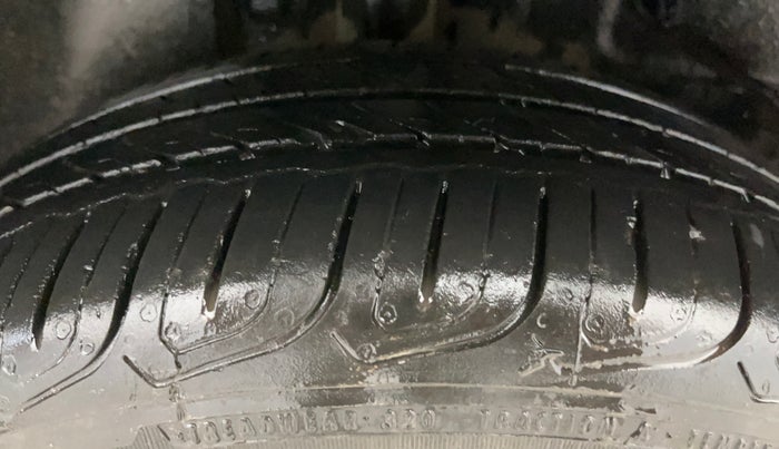 2022 Tata ALTROZ XTA DARK EDTION, Petrol, Automatic, 18,731 km, Right Rear Tyre Tread