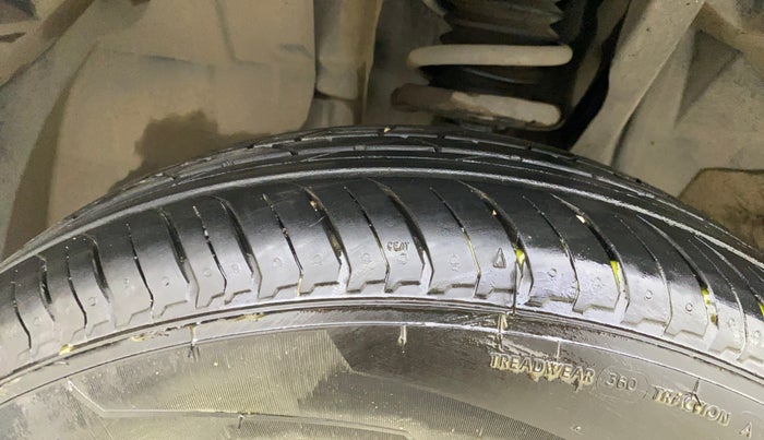 2022 Renault Kiger RXZ AMT, Petrol, Automatic, 65,530 km, Left Front Tyre Tread