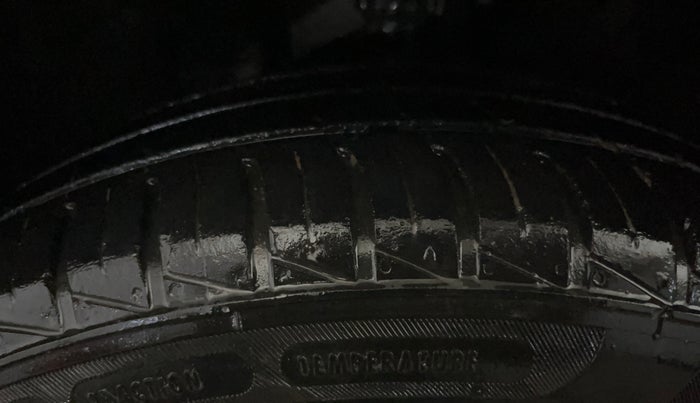 2021 Datsun Redi Go A, Petrol, Manual, 29,435 km, Left Front Tyre Tread