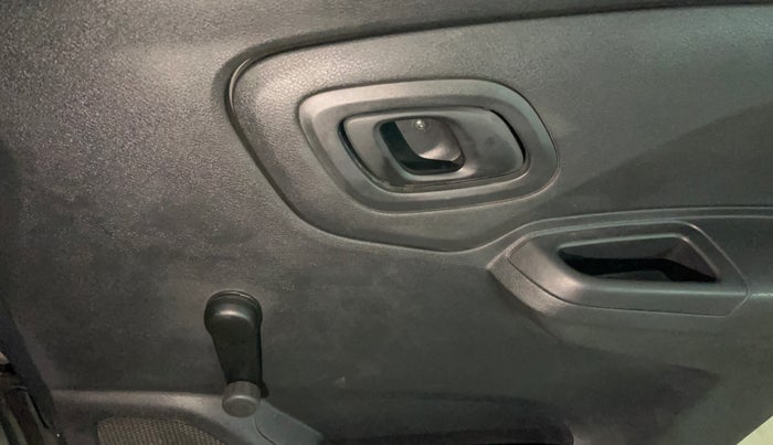 2021 Datsun Redi Go A, Petrol, Manual, 29,435 km, Driver Side Door Panels Control