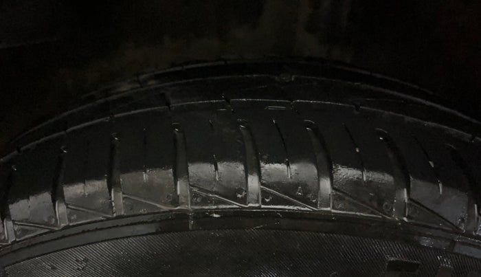 2021 Datsun Redi Go A, Petrol, Manual, 29,435 km, Left Rear Tyre Tread