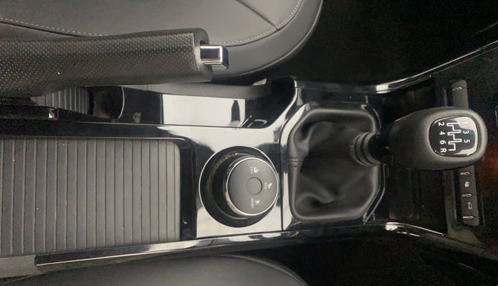 2022 Tata NEXON XZ PLUS (HS) PETROL DARK EDITION, Petrol, Manual, 36,472 km, Gear Lever