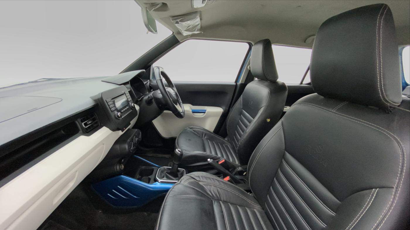2017 Maruti IGNIS DELTA 1.2 K12, Petrol, Manual, 38,829 km, Right Side Front Door Cabin