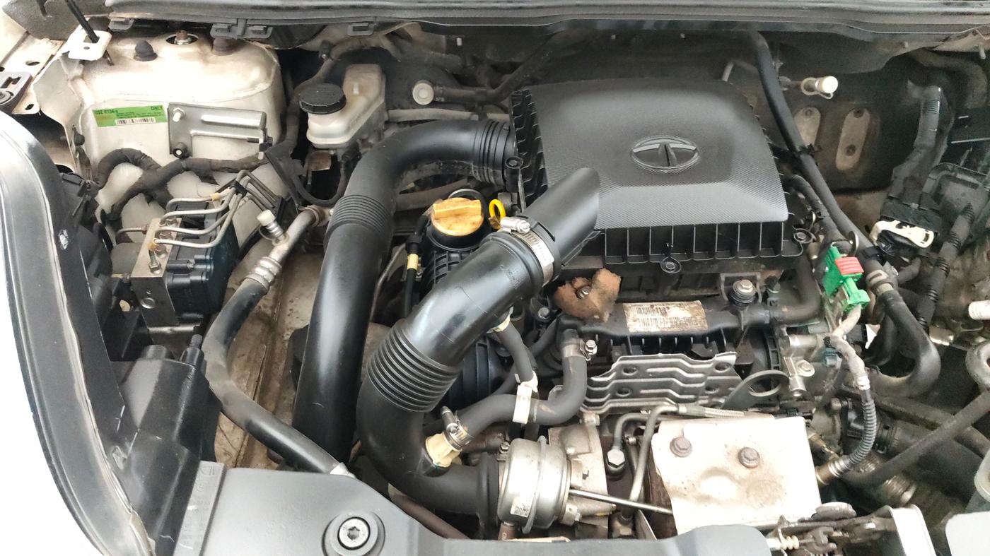 2018 Tata NEXON XM PETROL, Petrol, Manual, 90,001 km, Engine View - Right