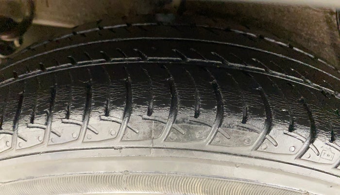2018 Maruti Celerio ZXI AMT, Petrol, Automatic, 25,897 km, Right Rear Tyre Tread