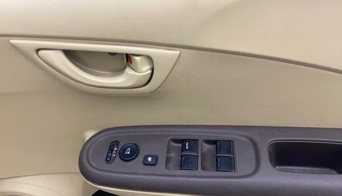 2012 Honda Brio S MT, Petrol, Manual, 31,081 km, Driver Side Door Panels Control