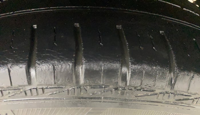 2012 Honda Brio S MT, Petrol, Manual, 31,081 km, Left Rear Tyre Tread