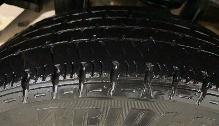 2015 Maruti Alto K10 VXI, Petrol, Manual, 42,660 km, Right Rear Tyre Tread
