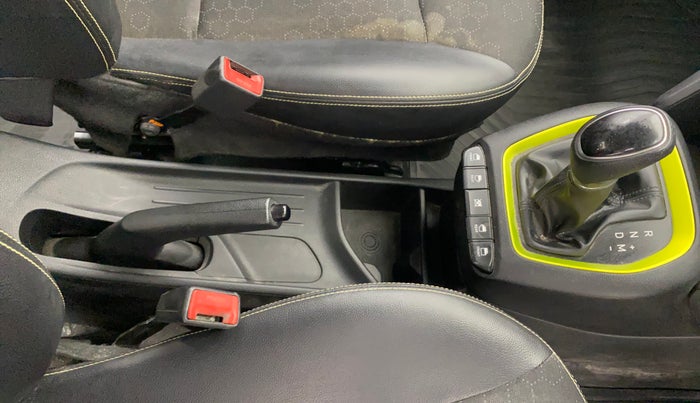 2019 Hyundai NEW SANTRO SPORTZ AMT, Petrol, Automatic, 55,958 km, Gear Lever