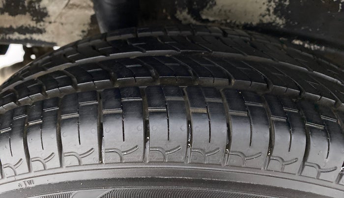 2021 Maruti New Wagon-R 1.0 Lxi (o) cng, CNG, Manual, 40,209 km, Right Rear Tyre Tread