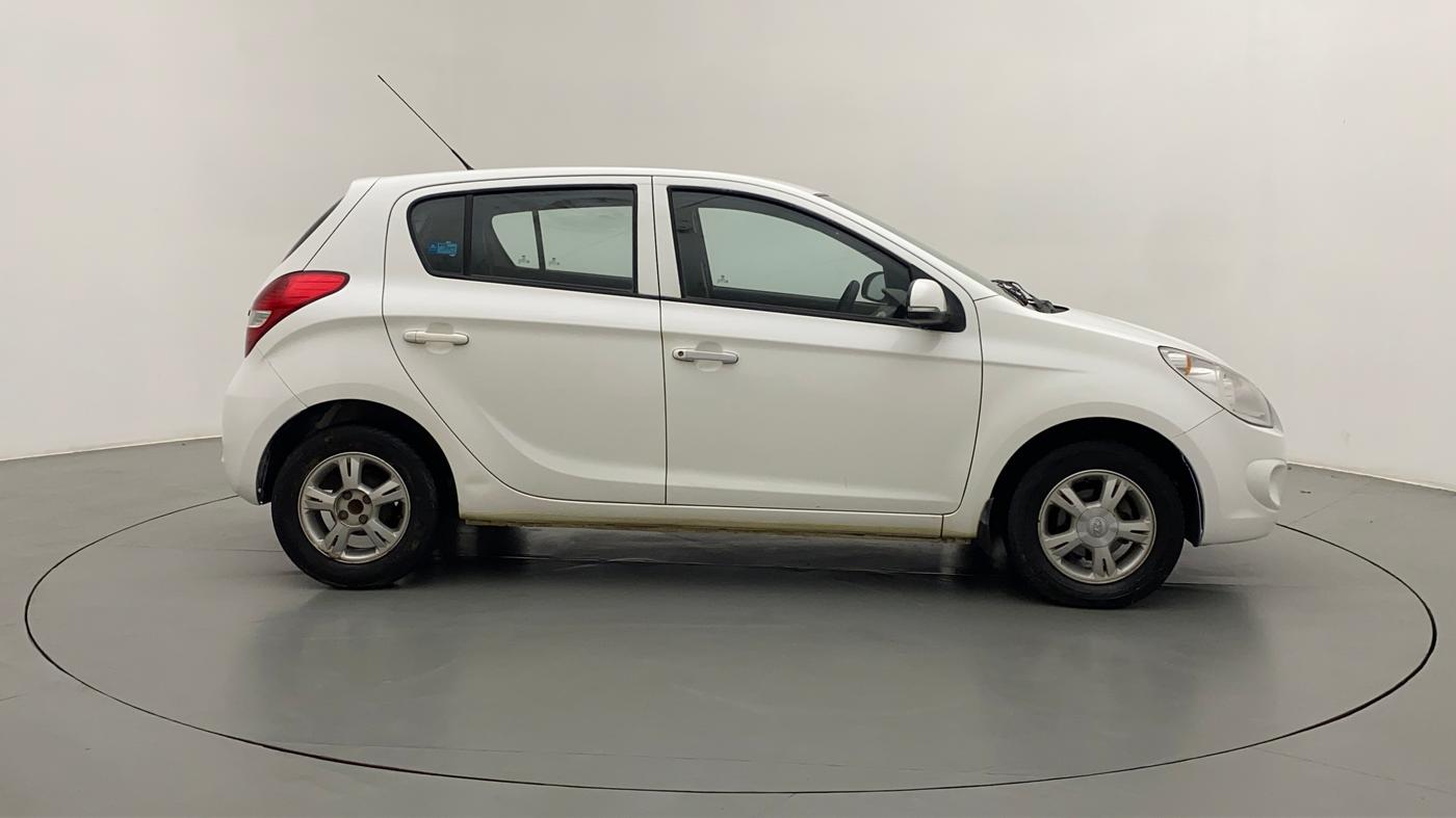 2011 Hyundai i20 SPORTZ (O) 1.2, Petrol, Manual, 23,331 km, Right Side