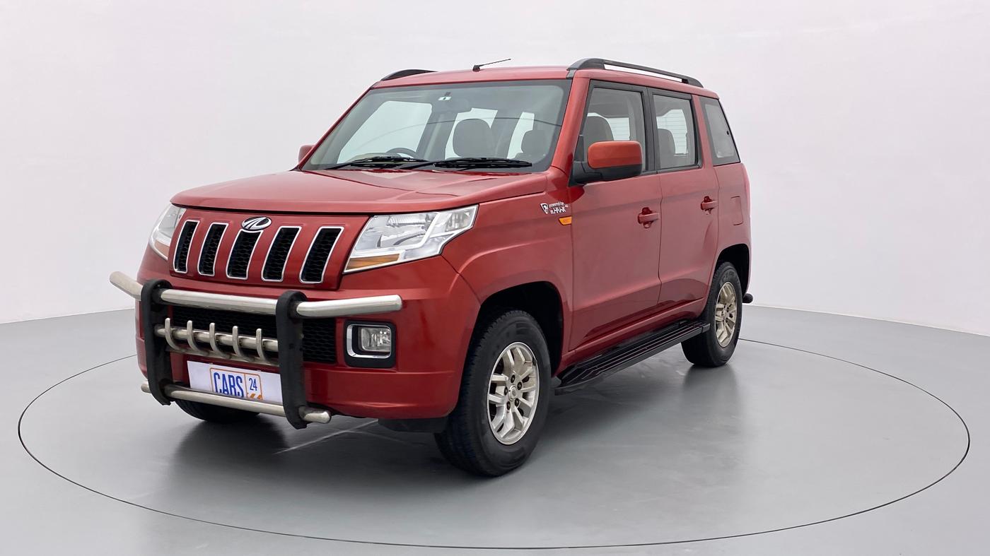 2016 Mahindra TUV300 T8, Diesel, Manual, 29,818 km, Left Front Diagonal