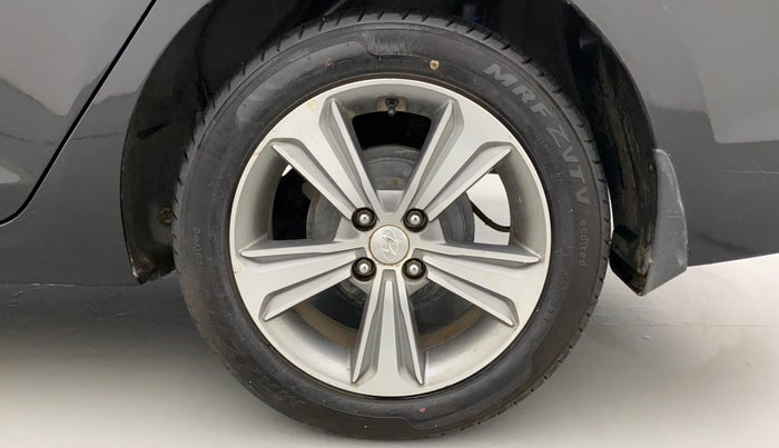 2018 Hyundai Verna 1.6 VTVT SX, Petrol, Manual, 40,770 km, Left Rear Wheel