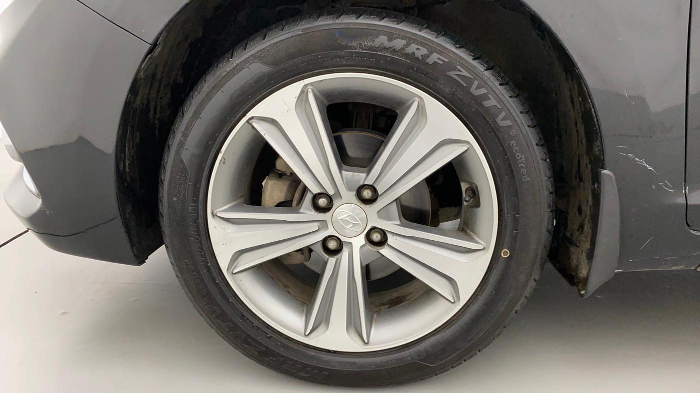 2018 Hyundai Verna 1.6 VTVT SX, Petrol, Manual, 40,770 km, Left Front Wheel