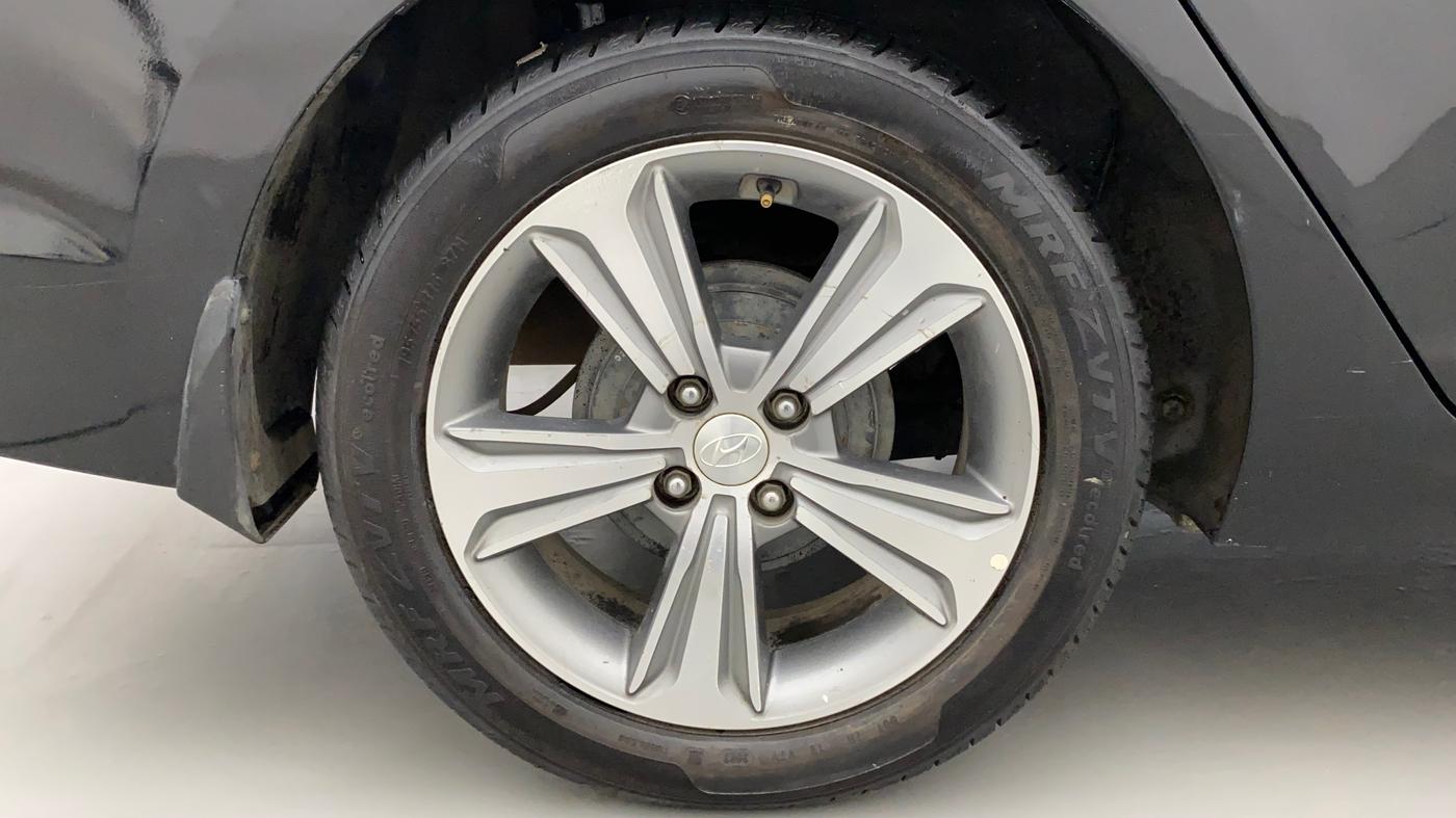 2018 Hyundai Verna 1.6 VTVT SX, Petrol, Manual, 40,770 km, Right Rear Wheel