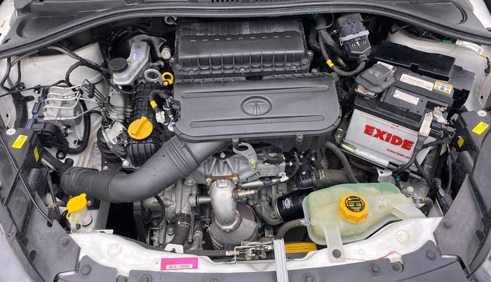 2021 Tata Tiago XZA PLUS DUAL TONE PETROL, Petrol, Automatic, 15,774 km, Open Bonet