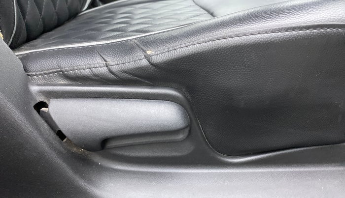 2012 Maruti Swift VXI, Petrol, Manual, 98,988 km, Driver Side Adjustment Panel