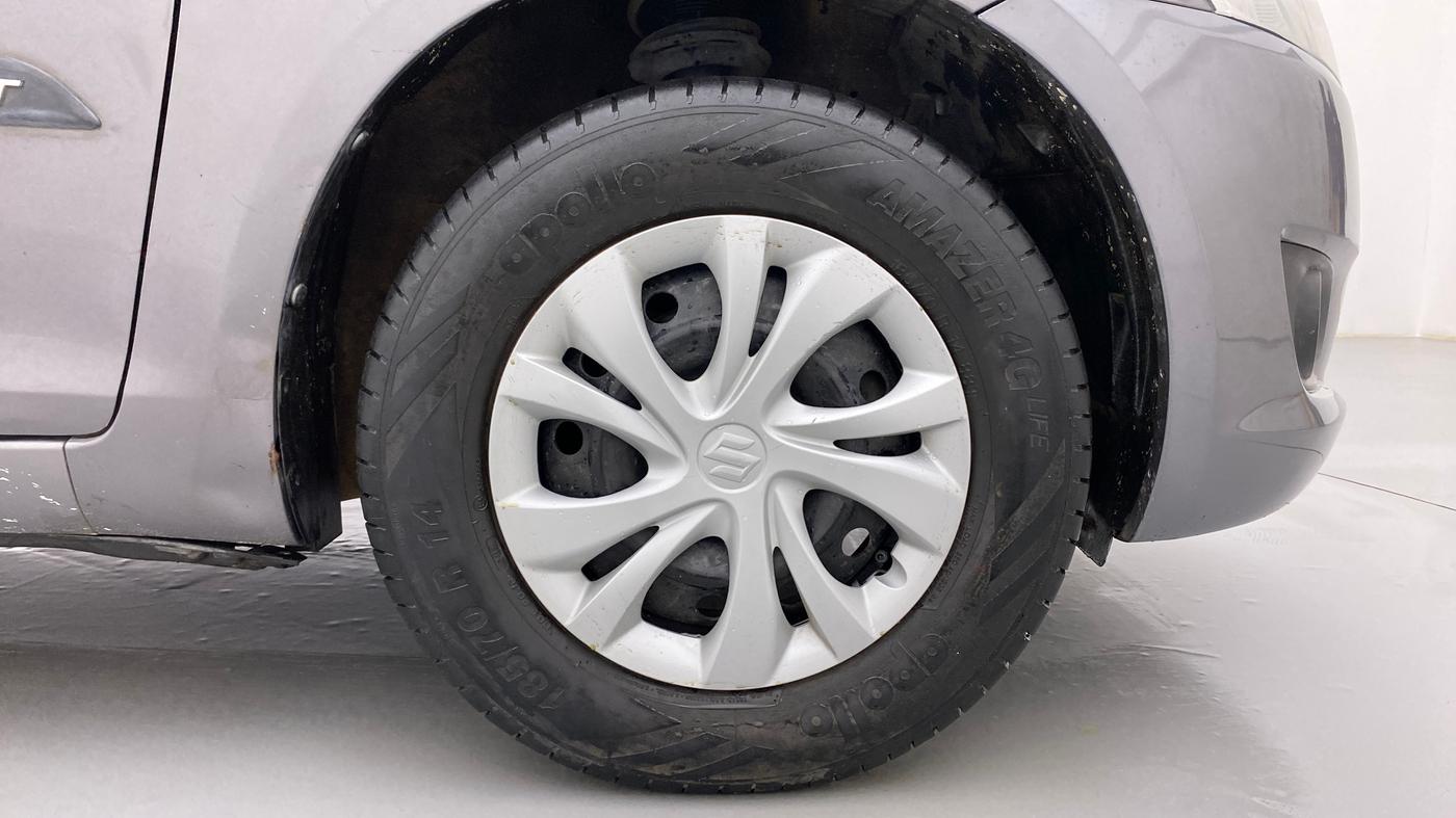 2012 Maruti Swift VXI, Petrol, Manual, 98,988 km, Right Front Wheel