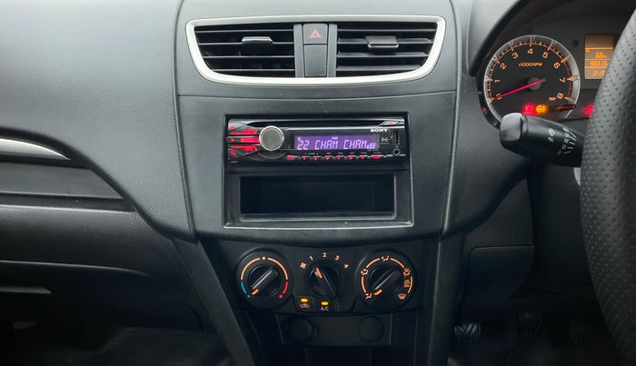 2012 Maruti Swift VXI, Petrol, Manual, 98,988 km, Air Conditioner