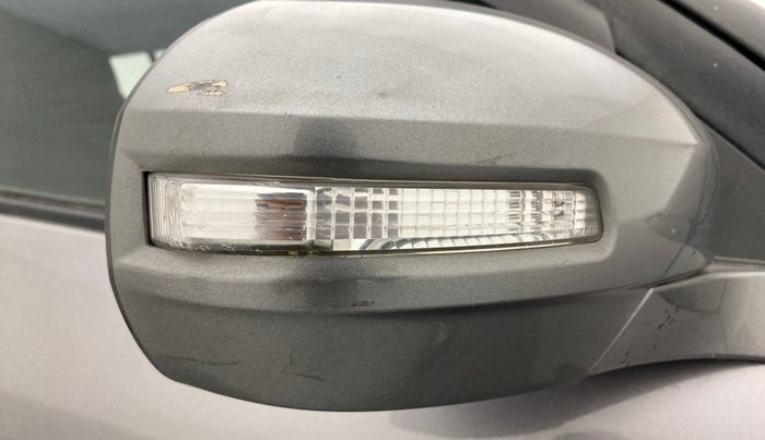 2012 Maruti Swift VXI, Petrol, Manual, 98,988 km, Right rear-view mirror - Indicator light not working