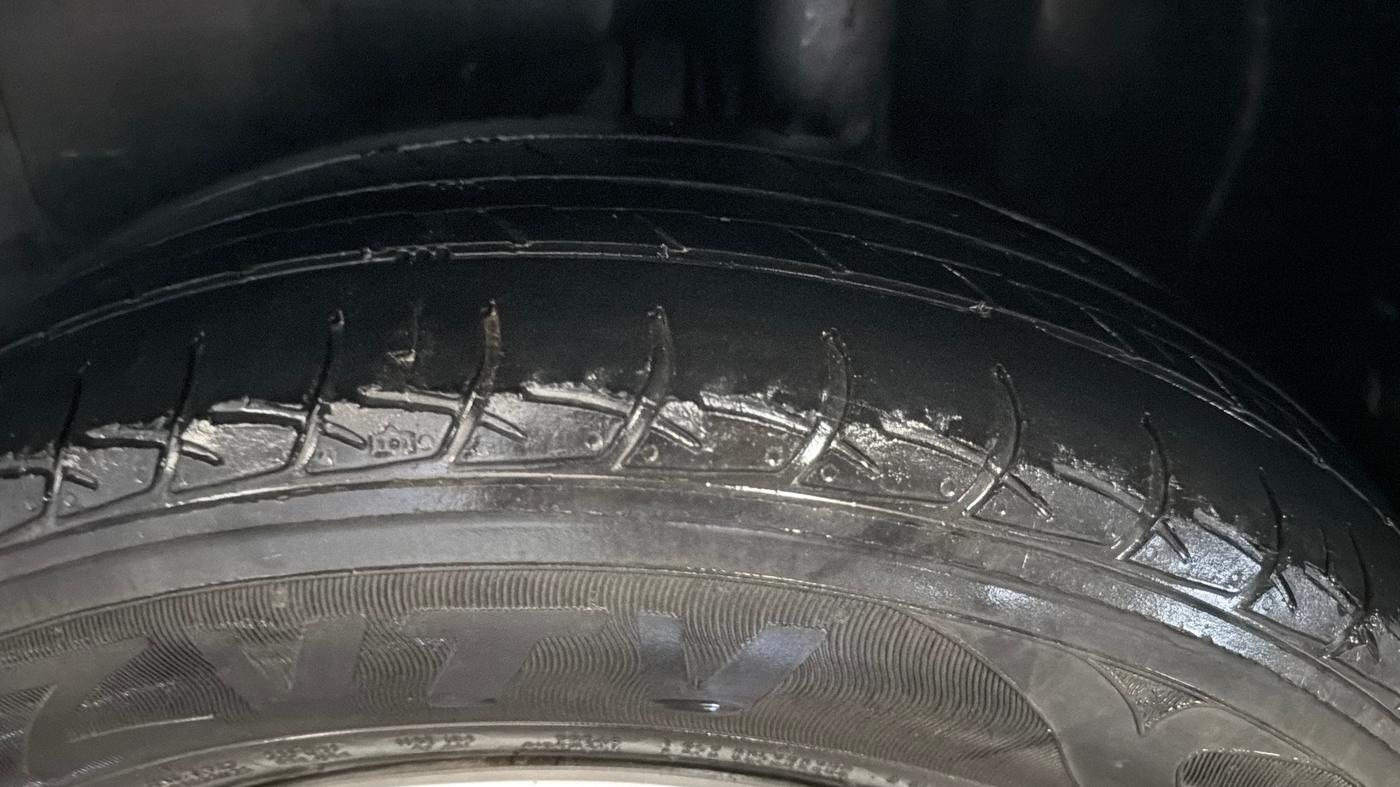 2019 Volkswagen Polo TRENDLINE 1.0L, Petrol, Manual, 48,807 km, Left Rear Tyre Tread