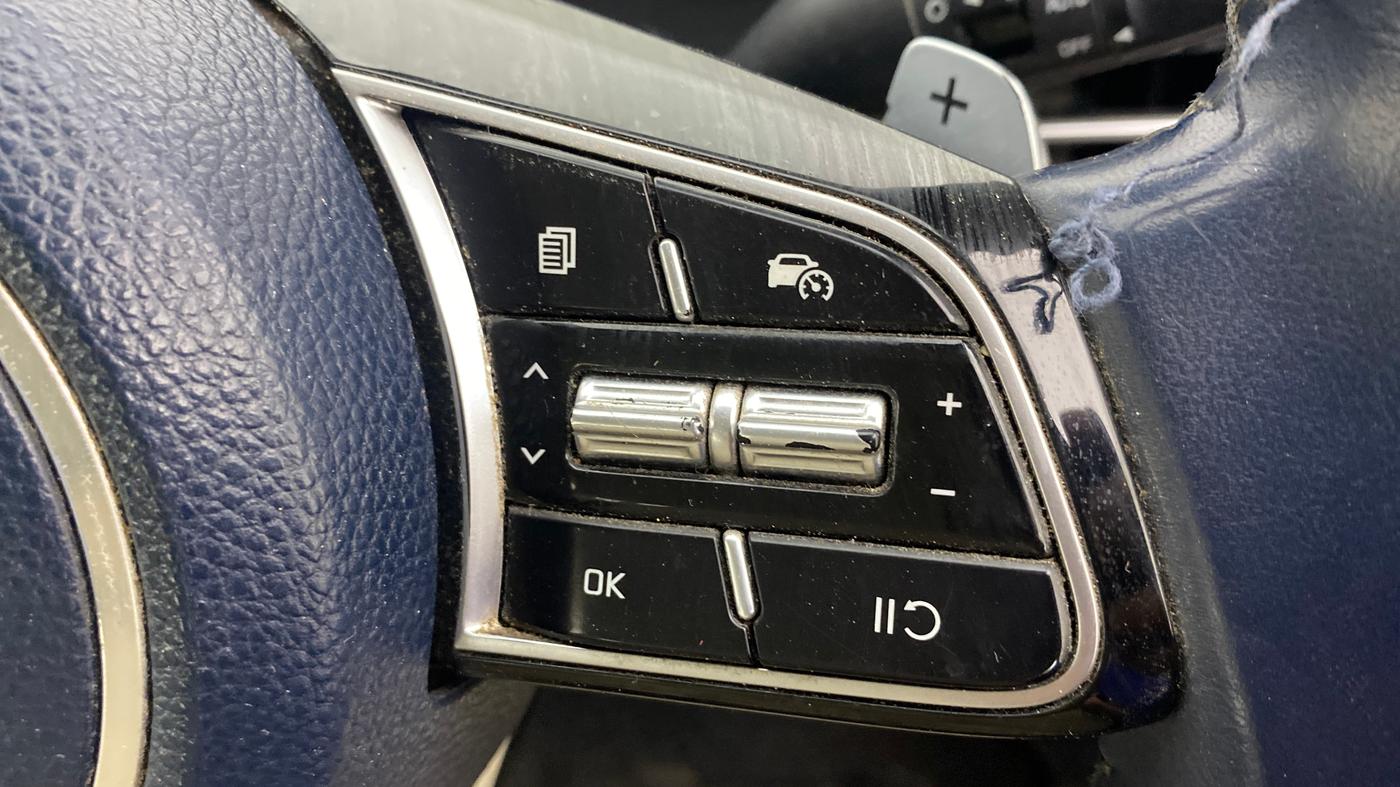 2023 KIA CARENS LUXURY PLUS 1.5 DIESEL AT 7 STR, Diesel, Automatic, 1,27,119 km, Adaptive Cruise Control