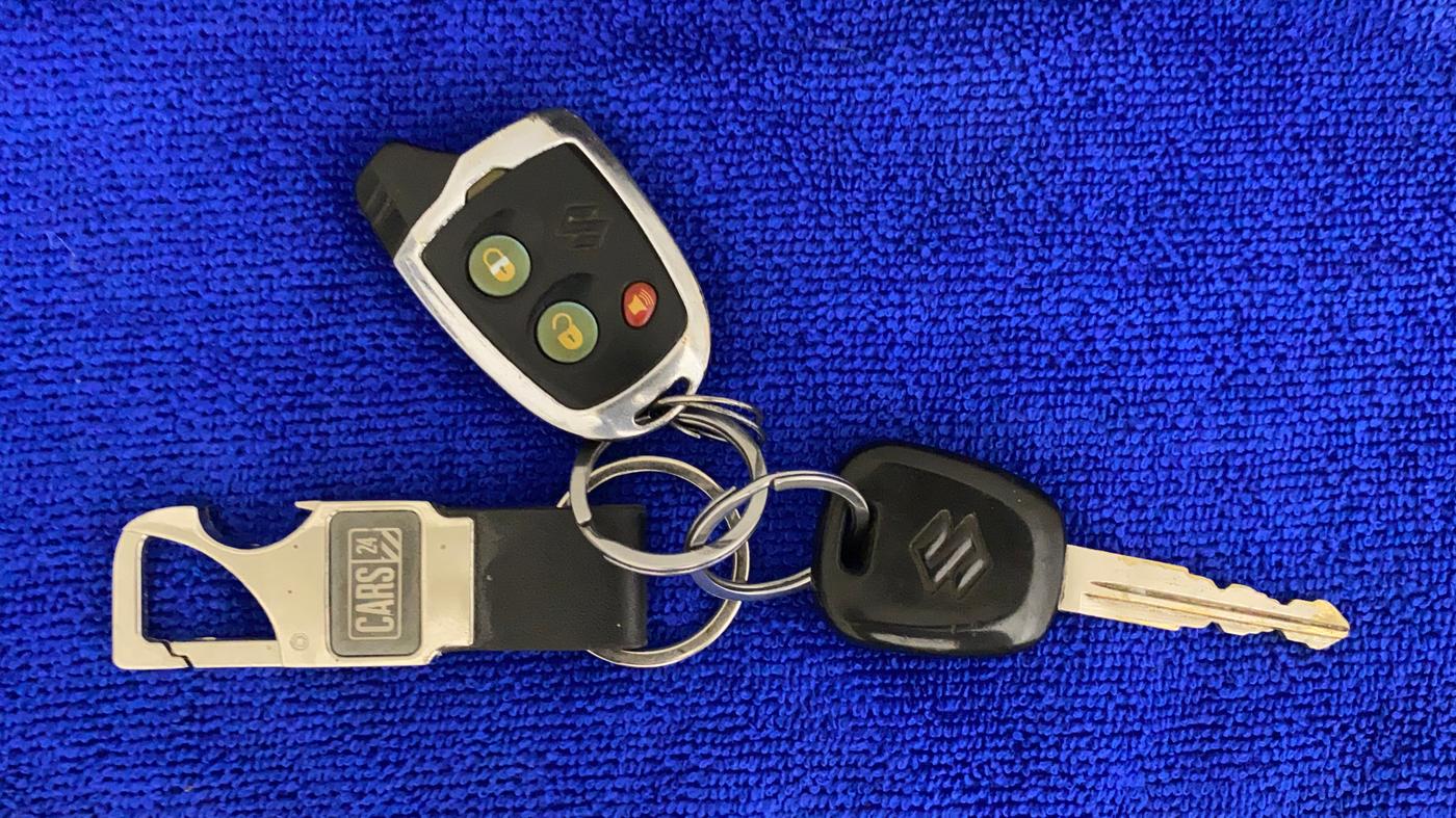 2015 Maruti Celerio VXI CNG, CNG, Manual, 53,514 km, Key Close Up